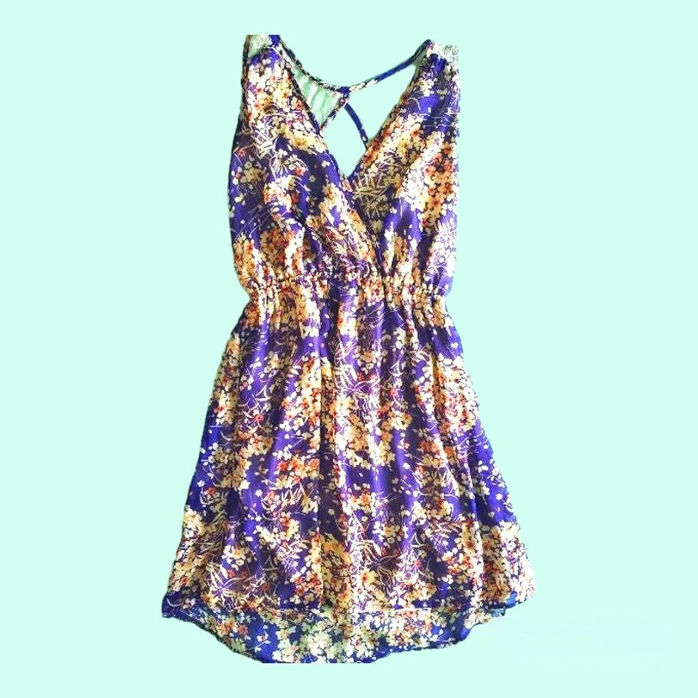 Pretty Floral Chiffon Dress with Lace Open Back M